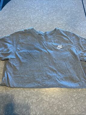 Nike Heather Gray Crewneck Tee
